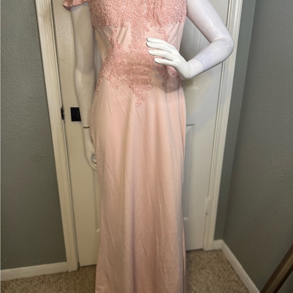 May Queen Off Shoulder Long Prom Gown Maxi Dress Size 10. - Picture 4 of 14